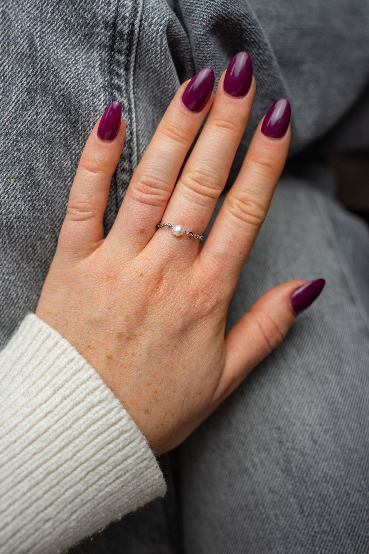 Ring mit einer Perle