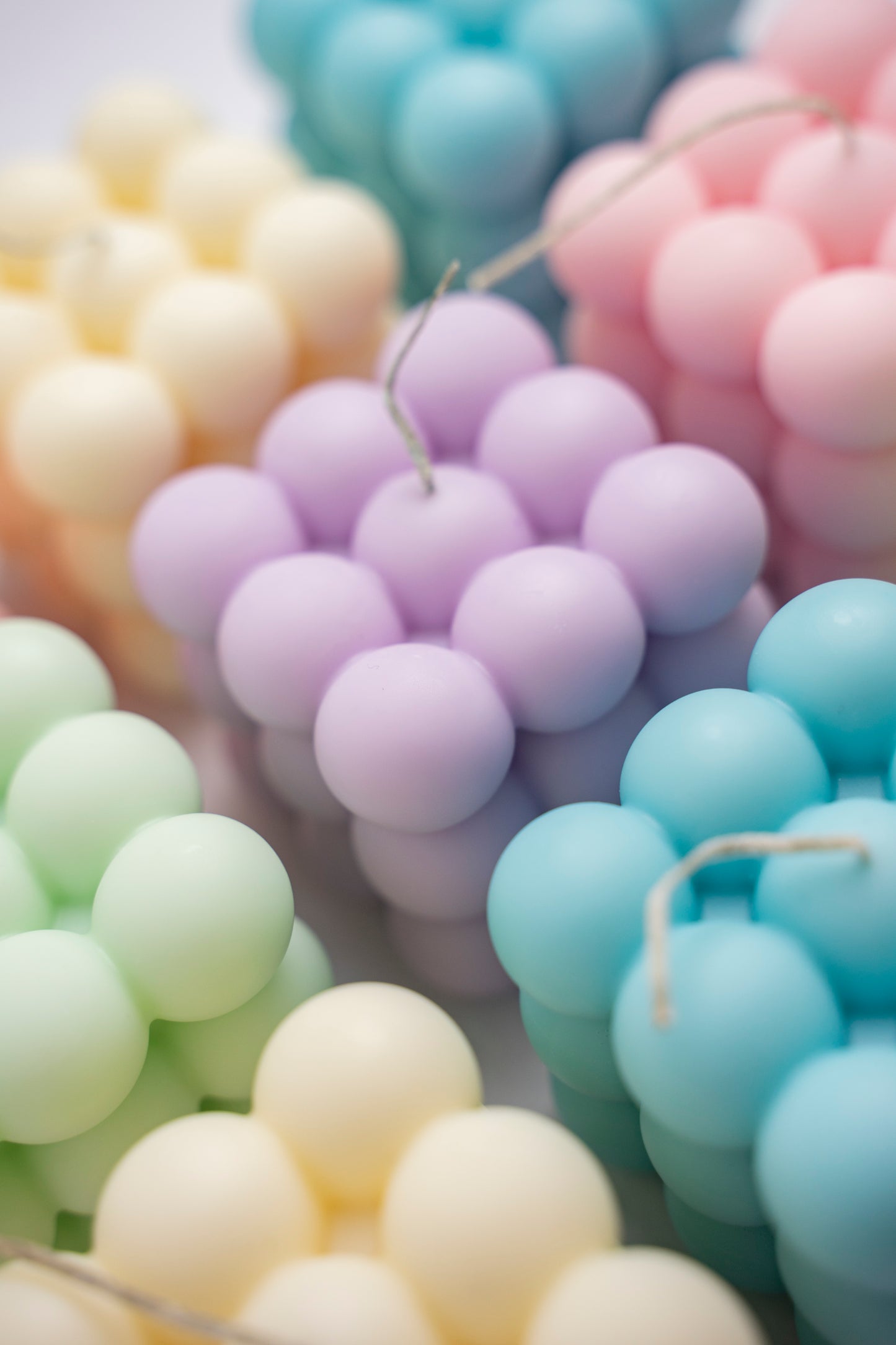 Bubble Kerze Karla - bunte Farben