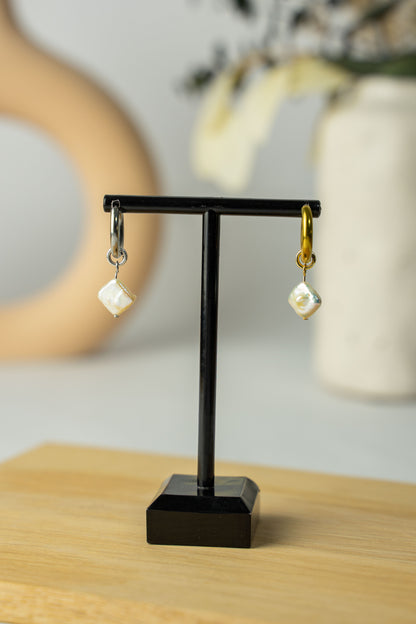 Anhänger quadratische Perle