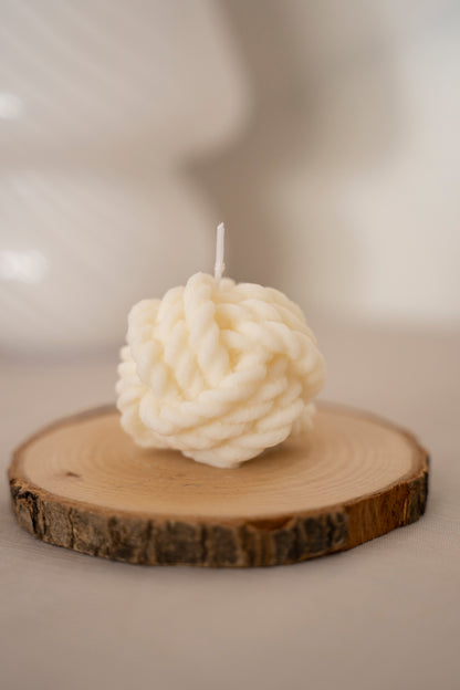 Wollknoten Kerze